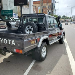Land cruiser V8 Double Cab LX - Irahanda Trading - Best luxury car